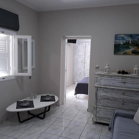 이메로비글리 Margarita Santorini 1 빌라 외부 사진